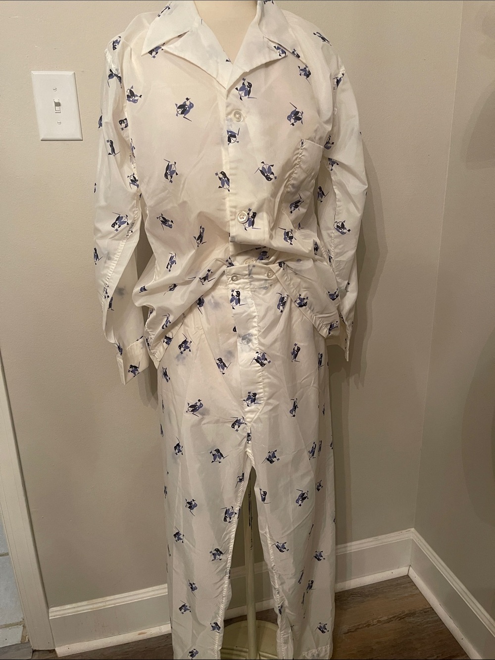 Men's Vintage White Pajama Set with Navy Print